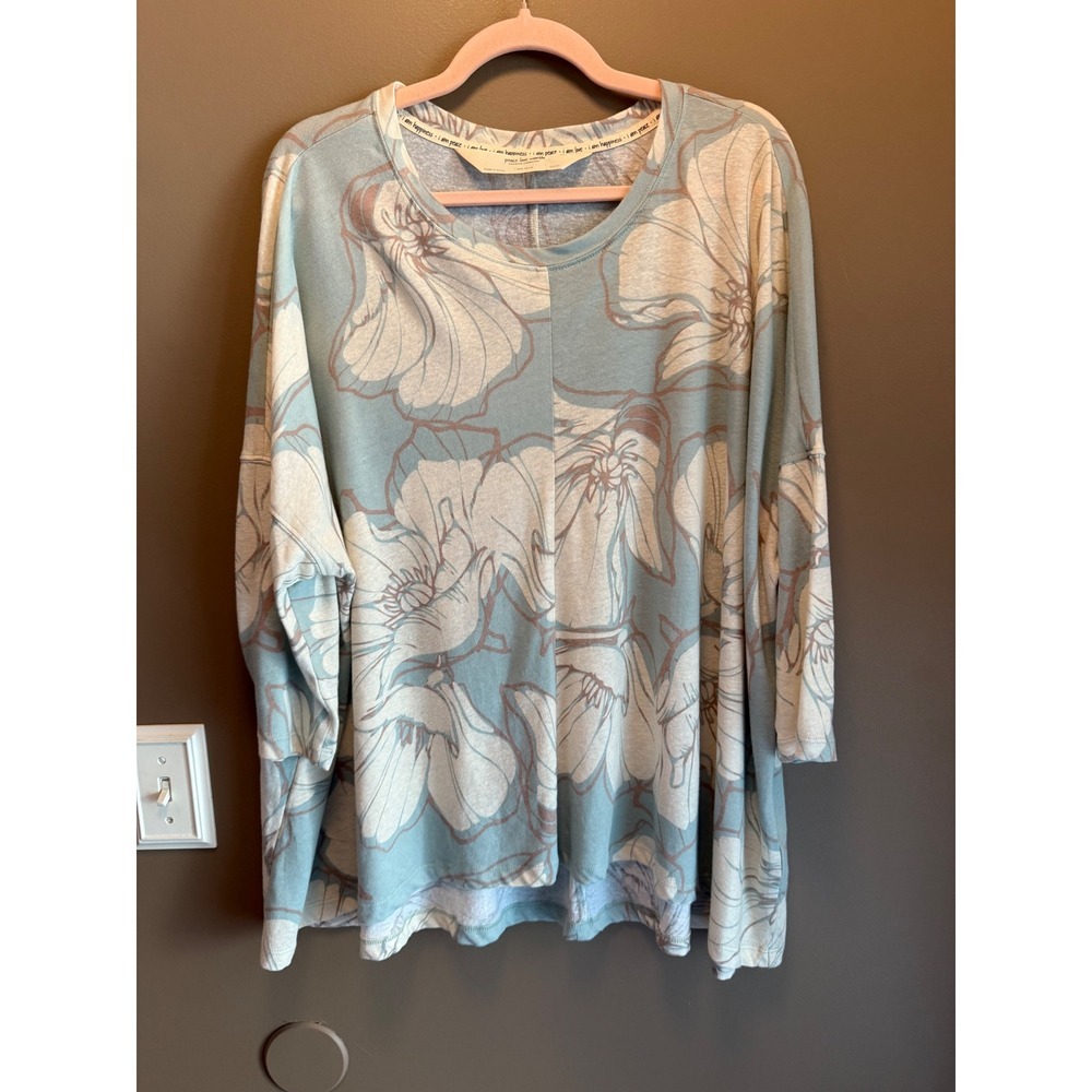 Peace Love World Boheme Floral Linen Blend Top Blue White 3/4 Sleeve Large